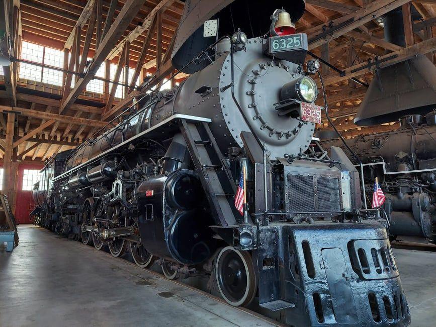 Steam engine inside Age of Steam Roundhouse